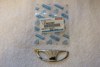OEM NEW 1pc 2000 2001 2002 Daewoo Nubira Tailgate Badge Emblem 96237897 #1333 - Image 1 of 4