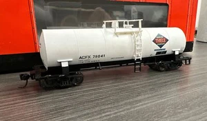 ATLAS Trainman HO RTR #1704 Modern Tank Car Thiele Kaolin Preowned - Picture 1 of 5