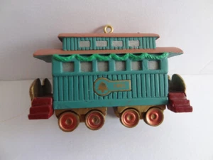 Coche de pasajeros 1991 HALLMARK KEEEPSAKE ORNAMENT 3er de la colección CLAUS & CO. R.R. - Imagen 1 de 6