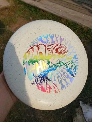 Sabertooth Hemp (firm) Wizard - Image 1 of 2