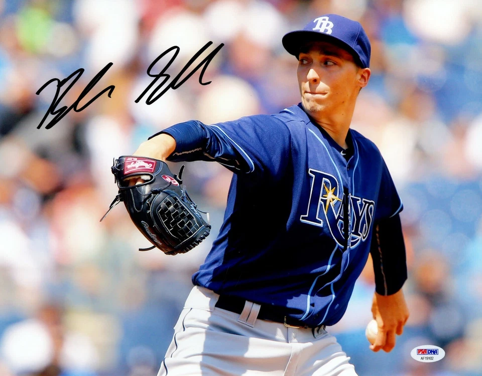 Blake Snell Signed 11x14 Photo PSA COA Auto Rookie RC Rays Photograph Cy Young - Image 1 of 1