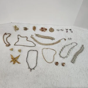 Coro All Signed Lot Earrings Necklace Bracelet Pin Brooch - Picture 1 of 19
