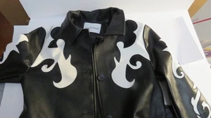 Azalea Wang schwarze Kunstleder Roboter/Cowgirl geprägte Longjacke Größe Medium - Bild 1 von 8