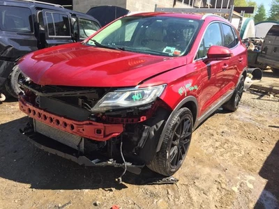 15 LINCOLN MKC Rear Bumper Reinforcement (REBAR ONLY) Foto 1 de 4