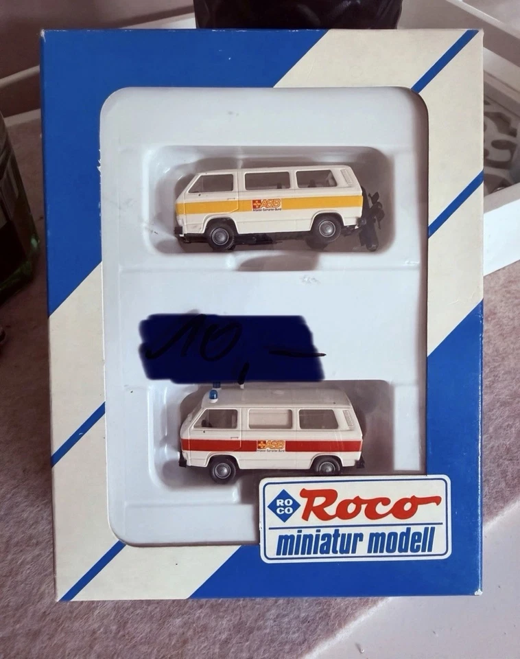 Roco # 1385 # VW T3 Bus-Set # Einsatzfahrzeuge # Arbeiter-Samariter-Bund OVP - Bild 1 von 1