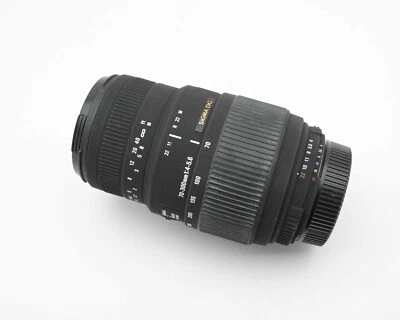 Sigma 70-300mm f/4-5.6 DG Macro Zoom Lens Nikon F Mount Caps Hood (#18132) - Image 1 of 4