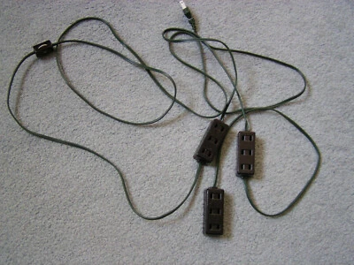 VINTAGEIndoor Christmas 12' ExtensionCordGreen DeadEnd Stringer 3Boxes 9Outlets  - Image 1 of 3