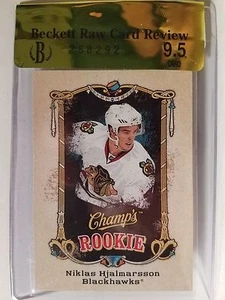 2008-09 UD Champ's Niklas Hjalmarsson RC #134 BGS (RCR) 9,5 gemme ottime condizioni RARO! - Foto 1 di 1