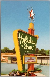 c1960s LIBERAL, Kansas Postcard HOLIDAY INN MOTEL "The Nation's Innkeeper" - Picture 1 of 2