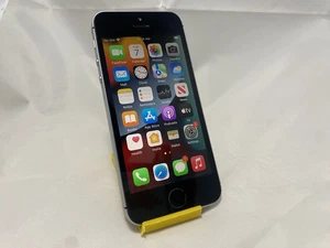 iPhone SE Space Gray (Unlocked) A1723 32GB Use IOS 15.7.9 Battery 83% - Bild 1 von 8