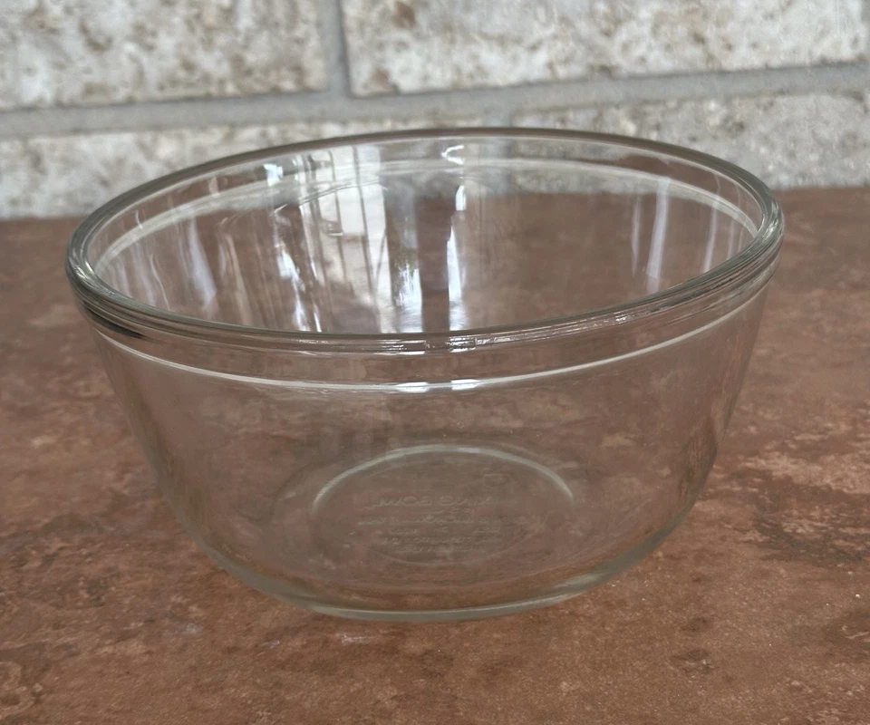Anchor Hocking Glass Mixing Bowl 1.5qt Oven And Microwave Safe Made In USA  - Image 1 of 4