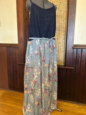 Maurices Sleeveless Maxi Dress Navy Lace Top Belted Floral/Striped Bottom Size 3 - Image 1 of 4