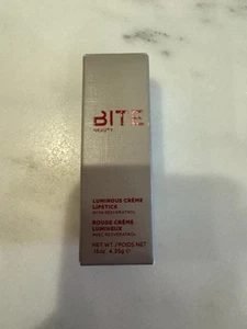 BITE Beauty POWER MOVE Soft Matte Lipstick Praline Full Size 0.14 oz RARE! - Picture 1 of 3