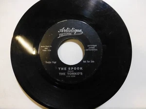 HALLOWEEN MONSTER POPCORN THE TOMKO'S THE SPOOK &  B/W SAME   ARTISTIQUE 45 - Picture 1 of 1