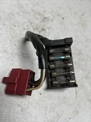 Caja de fusibles Honda V45 Magna 750 VF V750-C 1983 HB601 Foto 1 de 4