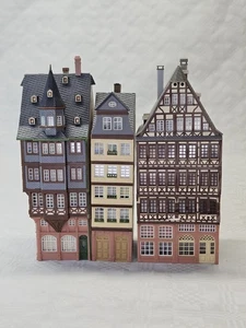 FALLER B-912/ 913 H0 OSTZEILE RÖMERBERG 3 HÄUSER fertig gebaut Sammler Vintage  - Bild 1 von 7