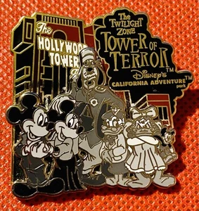 Disney California Adventure Twilight Zone Tower of Terror Pinback Pin 2008 - Bild 1 von 2