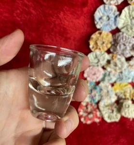 2 Vtg Shot Glasses with Neat Curved Design & Solid Bottom - Picture 1 of 2