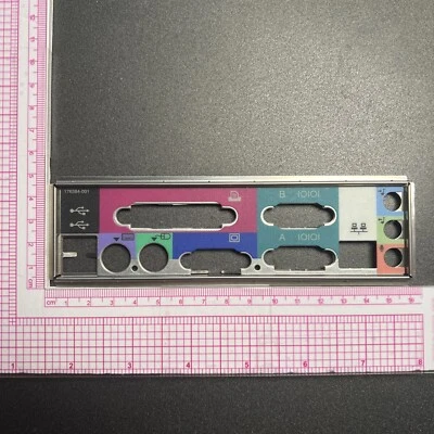 Protector de E/S ATX para placa base desconocida placa posterior de E/S Foto 1 de 2