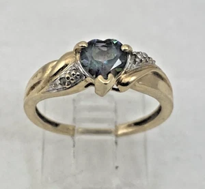 10 Karat Gelbgold ~ 6 mm Herz Mystic Topas & Diamant Ringgröße 7 1/2.  2,7g - Bild 1 von 8