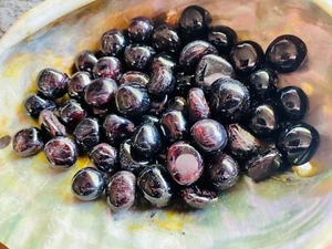 3X Red Malawi Garnet Tumbled Stones 15-20mm Healing Crystal Reiki Sex Creativity - Picture 1 of 7