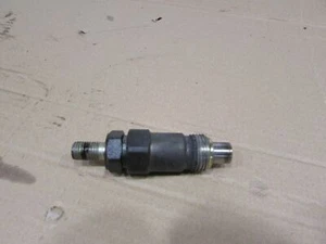 Nissan Patrol 2.8 Y61 RD28 engine diesel fuel injector nozzle refD - Picture 1 of 8