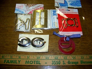 LOTE DE HEBILLAS DE CINTURÓN DE ROPA DE COLECCIÓN DE LOTE ANTIGUO/2 BAQUELITA - Imagen 1 de 2