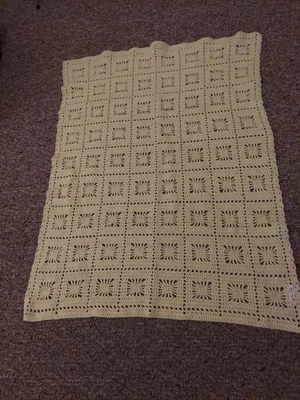 Manta pequeña con cubierta de regazo de ganchillo 33x43 Foto 1 de 4