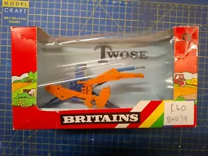 Britains - 1/32 Scale - Rear Mounted Digger Die Cast Model - Picture 1 of 2