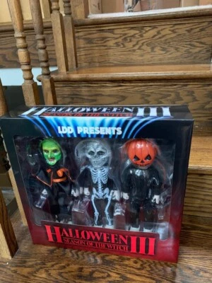 Muñecas Mezco LDD 2022 Living Dead Temporada de la Bruja Halloween 3 NUEVO Foto 1 de 3