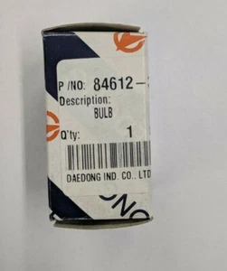 New OEM Kioti 84612-34040 12V 23/8W Halogen Signal Bulb Lamp - Picture 1 of 5
