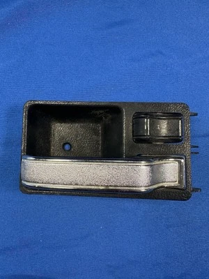 JEEP Cherokee XJ Comanche MJ 1984-1996 Passenger Side Interior Door Handle - Image 1 of 4