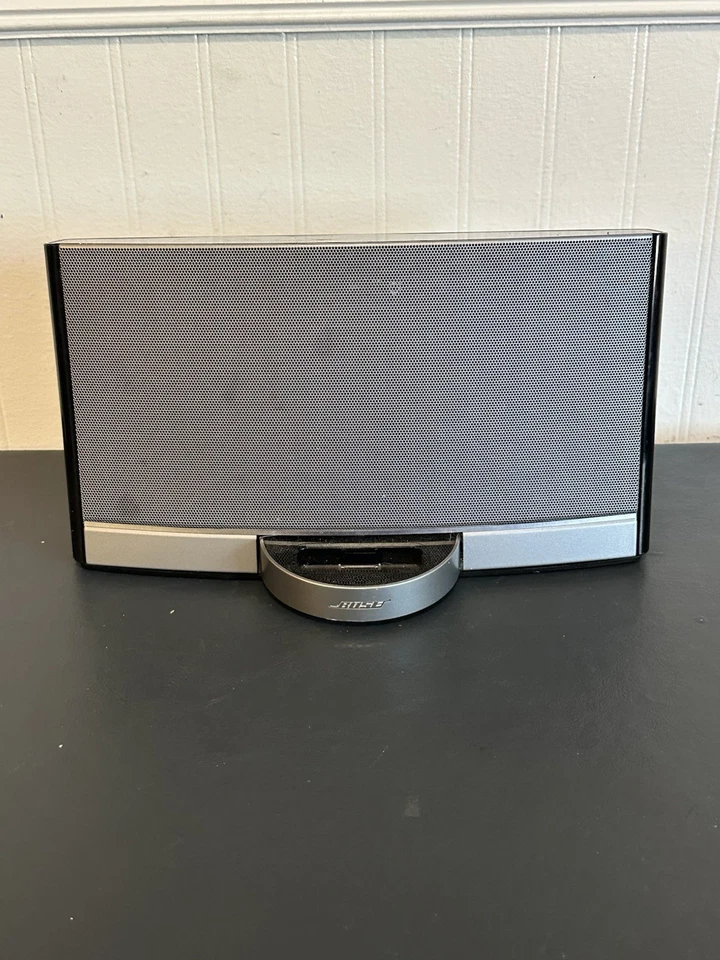 Bose SoundDock N123 Dock Portable Digital Music System Speaker No Power Cord - Image 1 of 4