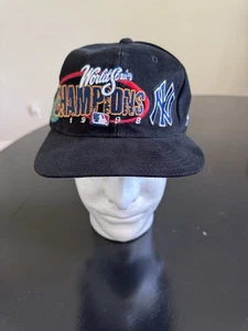 NEU HERREN SCHWARZ 1998 NEW YORK YANKEES WORLD SERIES CHAMPIONS DRUCKKNOPFLASCHE MÜTZE KAPPE - Bild 1 von 9