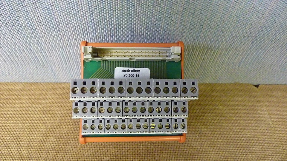 Entrelec 20 300-14 40-Point Cable Interface Module  (6327) - Image 1 of 1