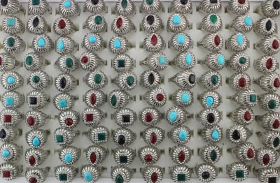 Lote de 35 anillos al por mayor de joyería para mujer resina mixta transparente anillo completo de diamantes de imitación Foto 1 de 4