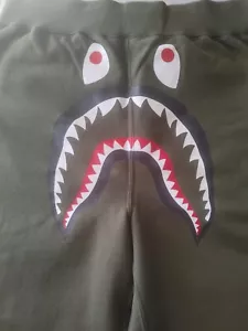 A BATHING APE Bape Shark Head OLIVE Sweat Pants Size LARGE - Picture 1 of 7