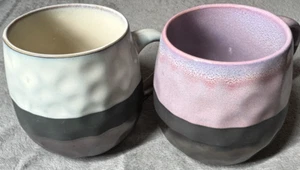 2 Signature Sarah Coffee Mug Cup Iridescent Shiny Metallic Stoneware Blue & Pink - Picture 1 of 7