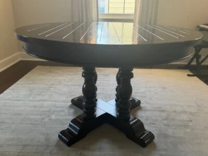 Dining Table Pottery Barn Hayden pedestal 48” diameter extends to 72 with leaf - Picture 1 of 2