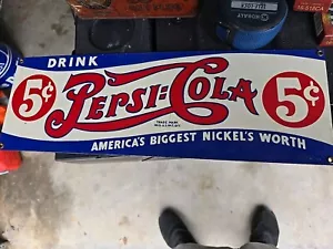 Letrero de refresco publicidad litográfica de lata de níquel de 5 centavos de Pepsi Cola de colección de bebida de Estados Unidos - Imagen 1 de 9