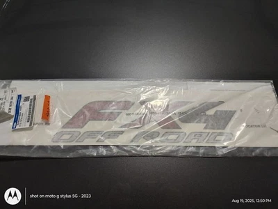 Calcomanía de cabecera todoterreno Ford Superduty lado derecho o derecho FX4 nueva OEM 3C3Z-16720-AAA Foto 1 de 2
