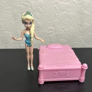 Disney Frozen Elsa Toy And Pink Bed Accessory - Picture 1 of 7