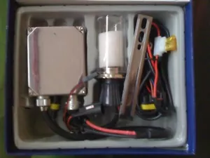 KIT BI XENON HID KAWASAKI ER5 ER500 - CODE ET PHARE AU VRAI XENON - Afbeelding 1 van 1