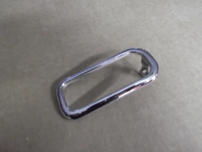 Roseta de marco Wartburg 311 / 312 / 313 para manija de puerta cromada vintage SW11362 Foto 1 de 3