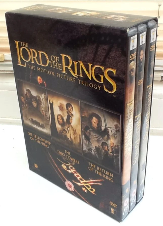 THE LORD OF THE RINGS TRILOGY : 6-Disc UK Release DVD Box Set in Mint Condition - Image 1 of 1
