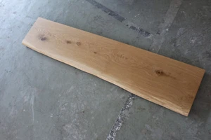 Fensterbank Eiche Wild Massiv Holz mit Baumkante Fensterbrett Brett Bohle NEU - Bild 1 von 10