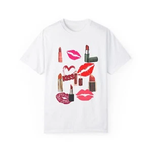 Lipstick and Kisses T-Shirt - Bild 1 von 29