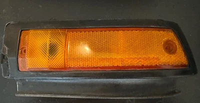 Reflector delantero derecho Toyota Ae86 Les y carrocería  Foto 1 de 3