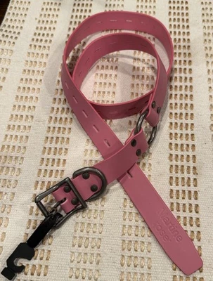 Cinturón para hombre Martine Rose Bondage de cuero rosa Foto 1 de 4