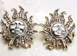 VINTAGE KIRKS FOLLY GOLDTONE SUN FACE EARRINGS Multicolor Rhinestones READ - Picture 1 of 8